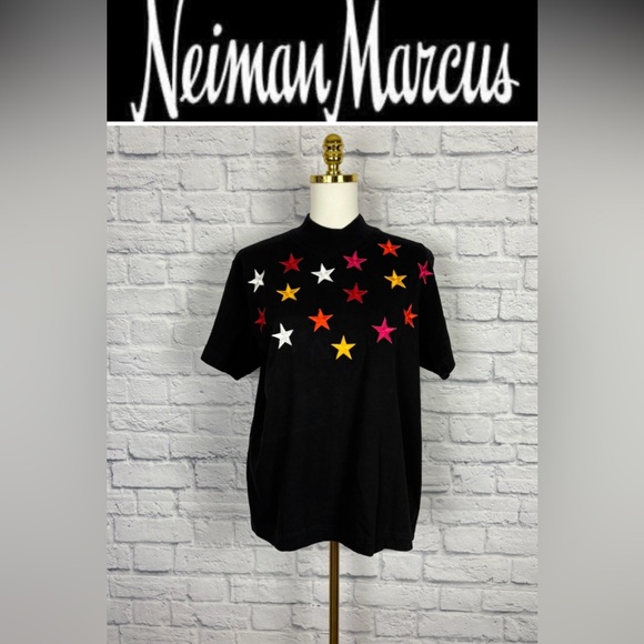 Neiman Marcus embroidered star top size S - Picture 1 of 7
